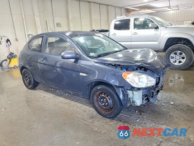 Czwarte zdjęcie samochodu z boku: 2010 HYUNDAI ACCENT GS VIN:KMHCM3AC2AU181054 - miniatura