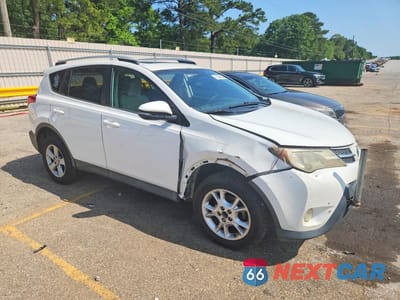 Czwarte zdjęcie samochodu z boku: 2014 TOYOTA RAV4 XLE VIN:2T3WFREV8EW105602 - miniatura