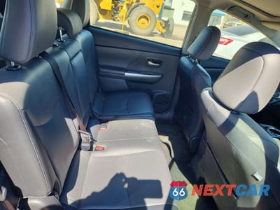 Zdjęcie 10 z 12 samochodu: 2012 TOYOTA PRIUS V TWO VIN:JTDZN3EU2C3173348 - miniatura
