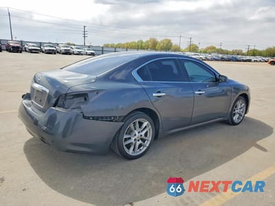 Trzecie zdjęcie samochodu z tyłu: 2013 NISSAN MAXIMA 3.5 S VIN:1N4AA5AP9DC824180 - miniatura