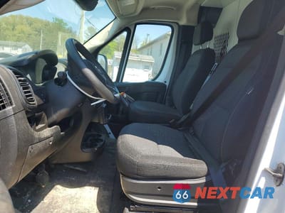 Zdjęcie 7 z 13 samochodu: 2023 RAM PROMASTER 3500 3500 HIGH VIN:3C6MRVHG1PE574279 - miniatura