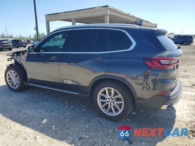 Drugie zdjęcie samochodu z przodu: 2021 BMW X5 XDRIVE40I VIN:5UXCR6C03M9G15792 - miniatura