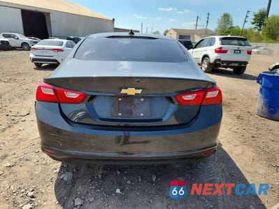 Zdjęcie 6 z 12 samochodu: 2018 CHEVROLET MALIBU LT VIN:1G1ZD5ST5JF186612 - miniatura