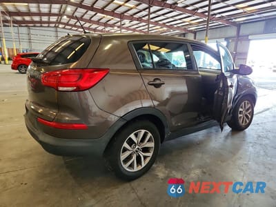 Trzecie zdjęcie samochodu z tyłu: 2015 KIA SPORTAGE LX VIN:KNDPB3AC0F7759492 - miniatura