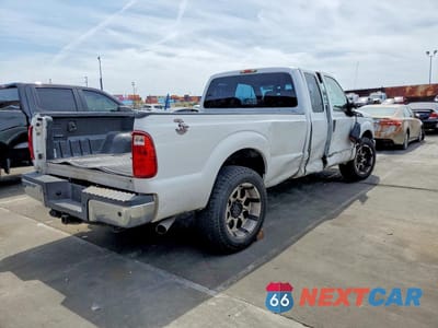 Trzecie zdjęcie samochodu z tyłu: 2012 FORD F250 SUPER DUTY VIN:1FT7X2A64CEA94092 - miniatura