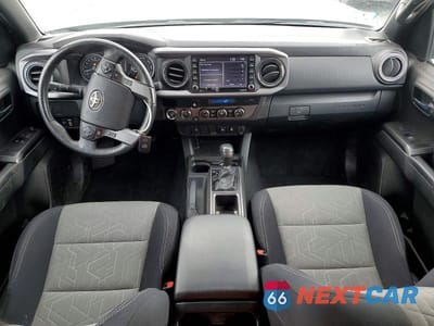 Zdjęcie 8 z 12 samochodu: 2022 TOYOTA TACOMA TRD SPORT VIN:3TYSZ5AN6NT063201 - miniatura