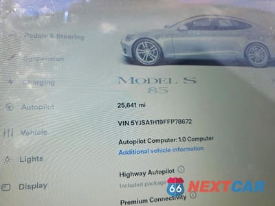 Zdjęcie 8 z 11 samochodu: 2015 TESLA MODEL S 85 VIN:5YJSA1H19FFP78672 - miniatura