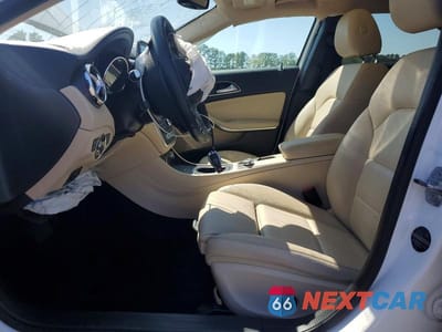 Zdjęcie 7 z 12 samochodu: 2019 MERCEDES-BENZ GLA 250 VIN:WDCTG4EB7KU014896 - miniatura