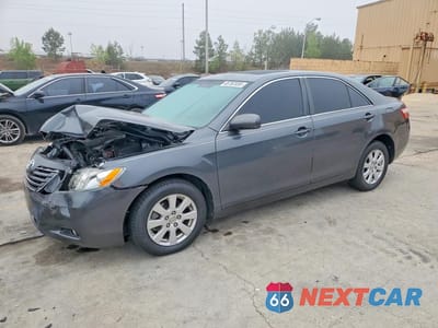 2007 TOYOTA CAMRY XLE V6 4T1BK46K17U515395 - główne zdjęcie licytacji z USA - miniatura