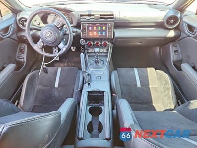 Zdjęcie 8 z 13 samochodu: 2022 TOYOTA GR 86 PREMIUM VIN:JF1ZNBE11N9755446 - miniatura