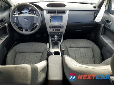 Zdjęcie 8 z 12 samochodu: 2010 FORD FOCUS SE VIN:1FAHP3FN6AW263262 - miniatura