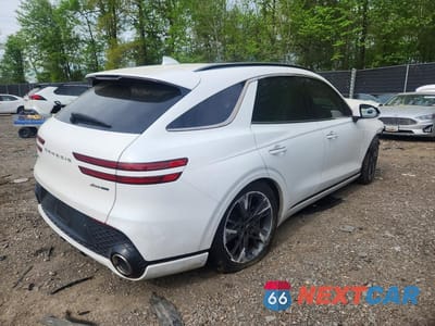 Trzecie zdjęcie samochodu z tyłu: 2022 GENESIS GV70 3.5T SPORT VIN:KMUMCDTC8NU015834 - miniatura