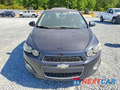 Piąte zdjęcie samochodu w środku: 2015 CHEVROLET SONIC LTZ VIN:1G1JE5SB4F4124784 - miniatura
