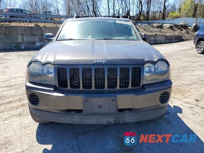 Piąte zdjęcie samochodu w środku: 2006 JEEP GRAND CHEROKEE LAREDO VIN:1J4GR48K36C220820 - miniatura