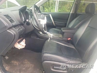 Zdjęcie 7 z 13 samochodu: 2013 TOYOTA HIGHLANDER SE VIN:5TDBK3EH3DS195548 - miniatura