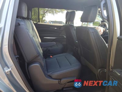 Zdjęcie 11 z 13 samochodu: 2026 CHEV TRAVERSE VIN:1GNEVGKSXTJ128623 - miniatura