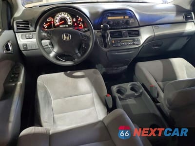 Zdjęcie 8 z 13 samochodu: 2006 HONDA ODYSSEY EX VIN:5FNRL38456B083247 - miniatura