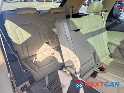 Zdjęcie 7 z 13 samochodu: 2019 AUDI Q7 PRESTIGE VIN:WA1VAAF77KD012049 - miniatura