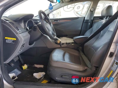 Zdjęcie 7 z 12 samochodu: 2012 HYUNDAI SONATA HYBRID VIN:KMHEC4A43CA023109 - miniatura