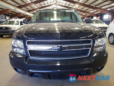 Piąte zdjęcie samochodu w środku: 2009 CHEVROLET TAHOE K1500 LT VIN:1GNFK230X9R241818 - miniatura