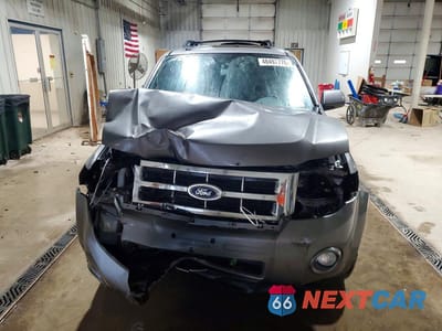 Piąte zdjęcie samochodu w środku: 2011 FORD ESCAPE LIMITED VIN:1FMCU9EG0BKA52615 - miniatura