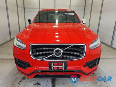 Piąte zdjęcie samochodu w środku: 2017 VOLVO XC90 T6 VIN:YV4A22PM7H1145252 - miniatura