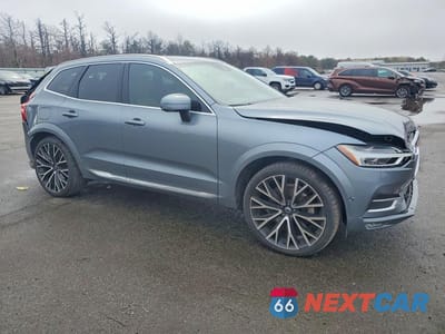Czwarte zdjęcie samochodu z boku: 2019 VOLVO XC60 T6 INSCRIPTION VIN:LYVA22RLXKB248012 - miniatura
