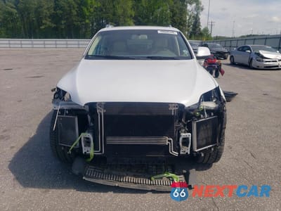 Piąte zdjęcie samochodu w środku: 2015 AUDI Q7 PREMIUM PLUS VIN:WA1LGAFE0FD013523 - miniatura