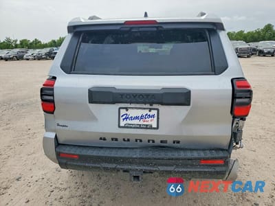 Zdjęcie 6 z 13 samochodu: 2025 TOYOTA 4RUNNER SR5 VIN:JTEVA5AR9S5006975 - miniatura
