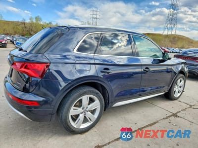 Trzecie zdjęcie samochodu z tyłu: 2019 AUDI Q5 PRESTIGE VIN:WA1CNAFY1K2053602 - miniatura