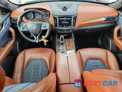 Zdjęcie 8 z 13 samochodu: 2018 MASERATI LEVANTE LUXURY VIN:ZN661XUL6JX268871 - miniatura