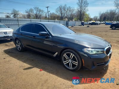 Czwarte zdjęcie samochodu z boku: 2022 BMW 530 XI VIN:WBA13BJ07NWX54889 - miniatura