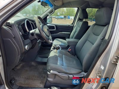Zdjęcie 7 z 12 samochodu: 2008 HONDA RIDGELINE RTX VIN:2HJYK16368H519786 - miniatura