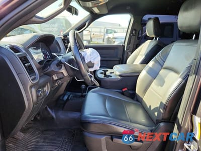 Zdjęcie 7 z 12 samochodu: 2023 RAM 3500 TRADESMAN VIN:3C63RRGL0PG575459 - miniatura