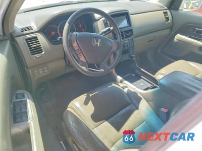 Zdjęcie 8 z 12 samochodu: 2006 HONDA PILOT EX VIN:5FNYF28546B022719 - miniatura