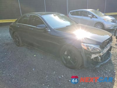 Czwarte zdjęcie samochodu z boku: 2017 MERCEDES-BENZ C 300 4MATIC VIN:55SWF4KB4HU204021 - miniatura