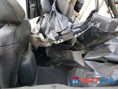 Zdjęcie 11 z 12 samochodu: 2013 JEEP WRANGLER UNLIMITED SAHARA VIN:1C4BJWEG8DL663464 - miniatura