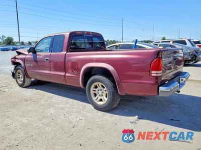 Drugie zdjęcie samochodu z przodu: 2002 DODGE DAKOTA SLT VIN:1B7GL42N42S632173 - miniatura