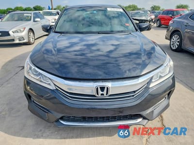 Piąte zdjęcie samochodu w środku: 2016 HONDA ACCORD SPORT VIN:1HGCR2F50GA228958 - miniatura