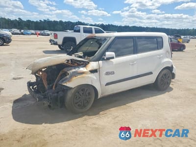 2013 KIA SOUL BASE KNDJT2A56D7544968 - główne zdjęcie licytacji z USA - miniatura