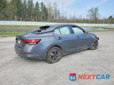 Trzecie zdjęcie samochodu z tyłu: 2025 NISSAN SENTRA SV VIN:3N1AB8CV2SY409245 - miniatura
