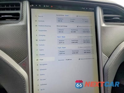 Zdjęcie 9 z 12 samochodu: 2018 TESLA MODEL S VIN:5YJSA1E26JF283996 - miniatura