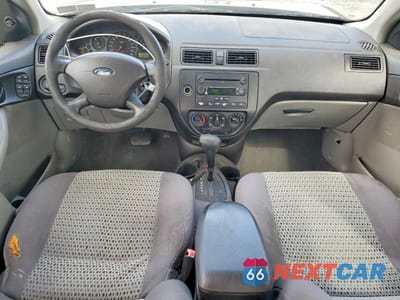 Zdjęcie 8 z 12 samochodu: 2007 FORD FOCUS ZX4 VIN:1FAFP34N97W309931 - miniatura