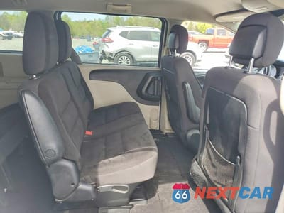 Zdjęcie 11 z 12 samochodu: 2019 DODGE GRAND CARAVAN SE VIN:2C4RDGBG7KR572495 - miniatura