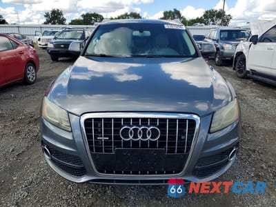 Piąte zdjęcie samochodu w środku: 2012 AUDI Q5 PREMIUM PLUS VIN:WA1DKAFP1CA097417 - miniatura