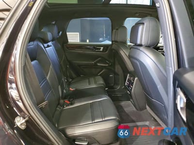 Zdjęcie 11 z 13 samochodu: 2019 PORSCHE CAYENNE VIN:WP1AA2AY5KDA09756 - miniatura