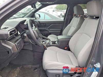 Zdjęcie 7 z 11 samochodu: 2025 TOYOTA TACOMA SR5 VIN:3TMLB5JN0SM196259 - miniatura