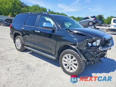 Czwarte zdjęcie samochodu z boku: 2016 TOYOTA SEQUOIA PLATINUM VIN:5TDDW5G15GS128236 - miniatura