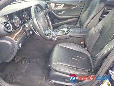 Zdjęcie 7 z 12 samochodu: 2017 MERCEDES-BENZ E 300 4MATIC VIN:WDDZF4KB8HA065248 - miniatura