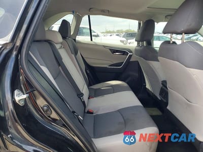 Zdjęcie 11 z 13 samochodu: 2019 TOYOTA RAV4 XLE VIN:2T3W1RFV1KC013807 - miniatura